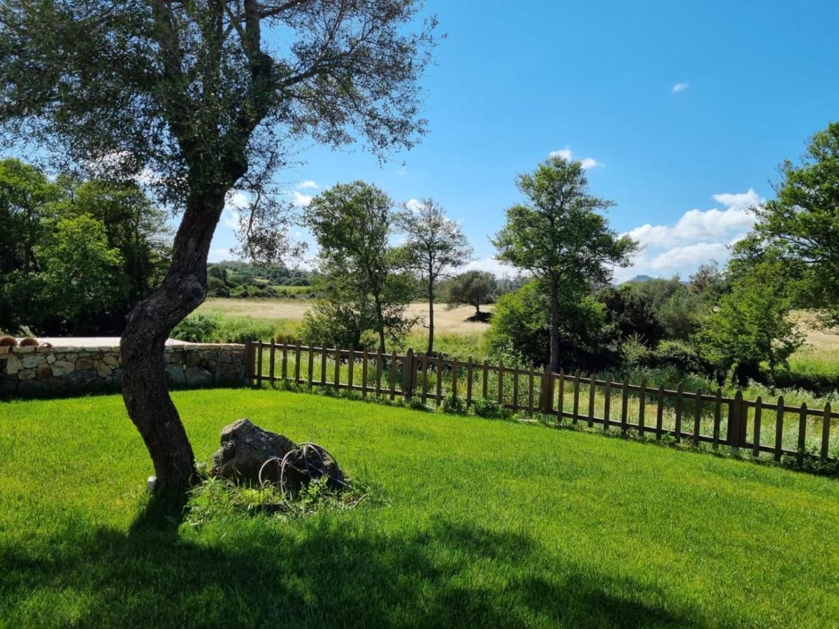 Lu Antu Alloggi Agrituristici Arzachena Kültér fotó