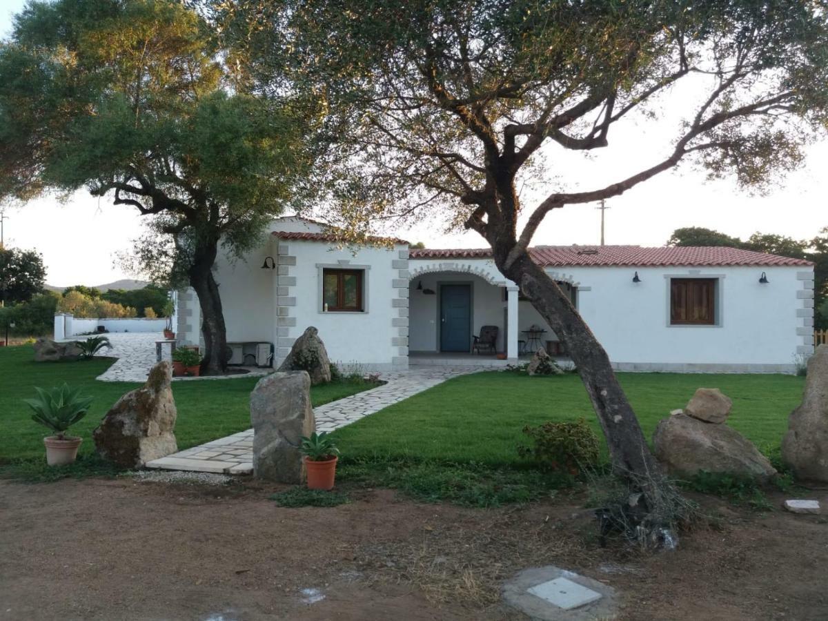 Lu Antu Alloggi Agrituristici Arzachena Kültér fotó